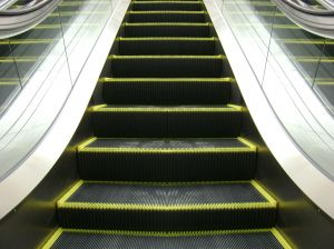 shopping%20center%20escalator%20black%20with%20clear%20sides.jpg